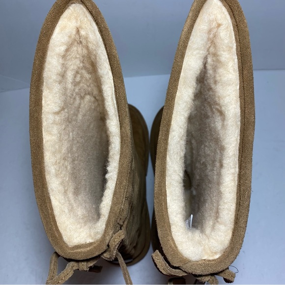 New BearPaw Women’s Phylly Hickory II Tan Suede Lace-Up Boots Size 11 - Picture 10 of 16